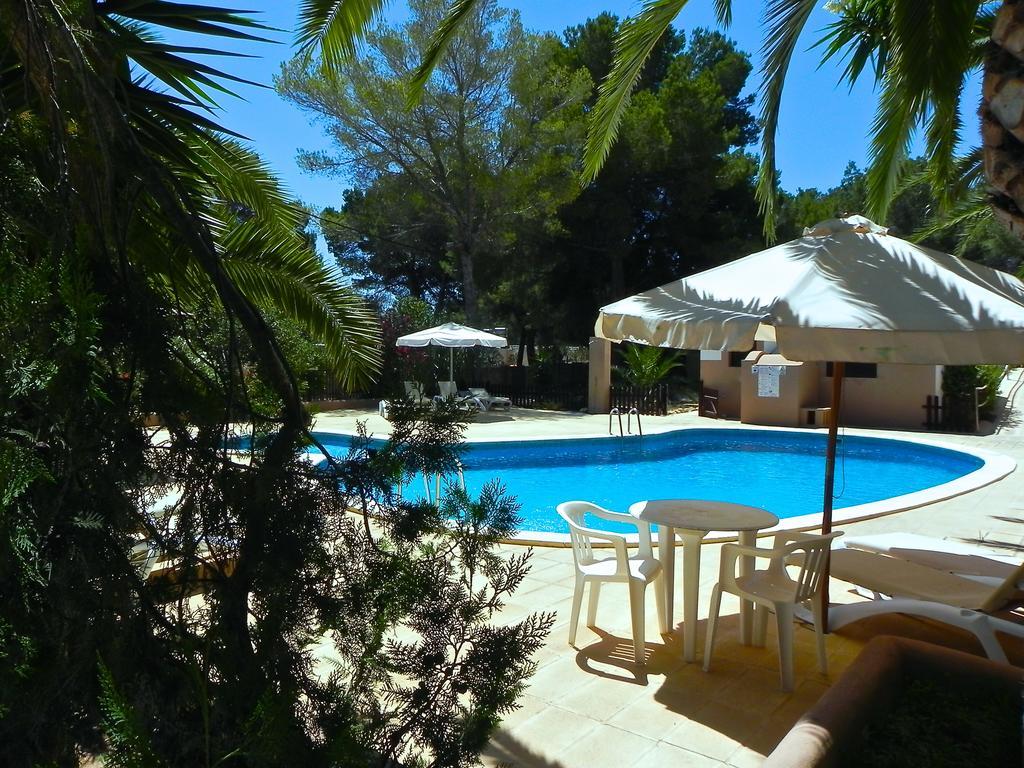 Viviendas Turisticas Vacacionales Allida Playa Migjorn Bagian luar foto