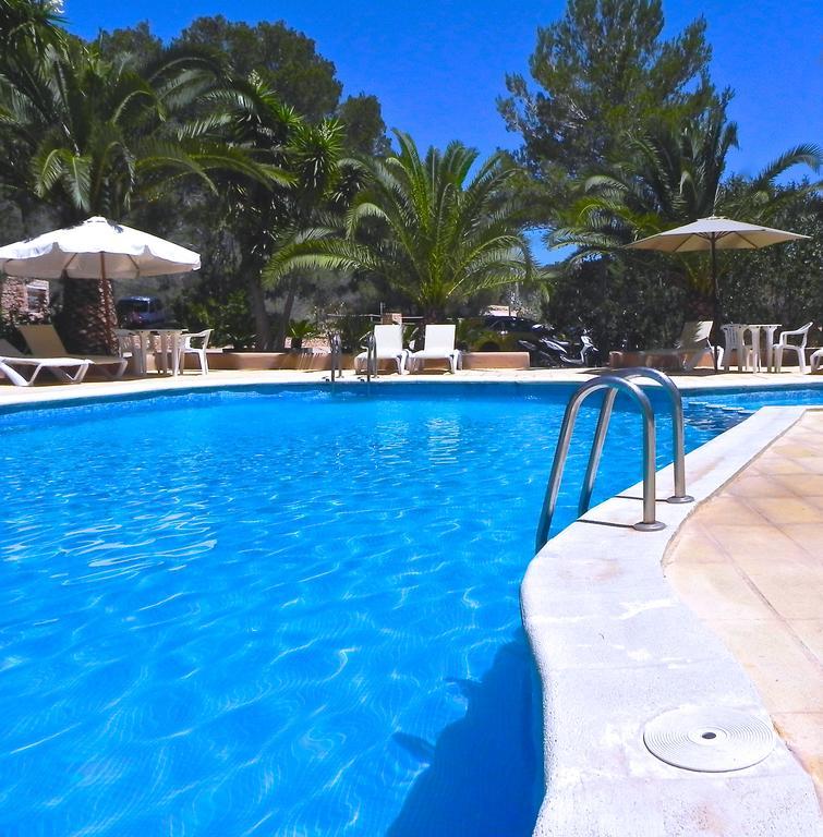 Viviendas Turisticas Vacacionales Allida Playa Migjorn Bagian luar foto